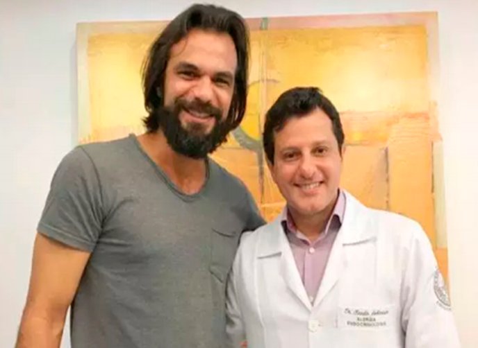 O atributo alt desta imagem está vazio. O nome do arquivo é dr-e-felipe.jpg